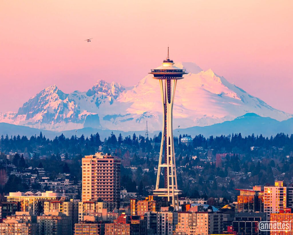 Sunset featuring Mount Baker and the Space Needle